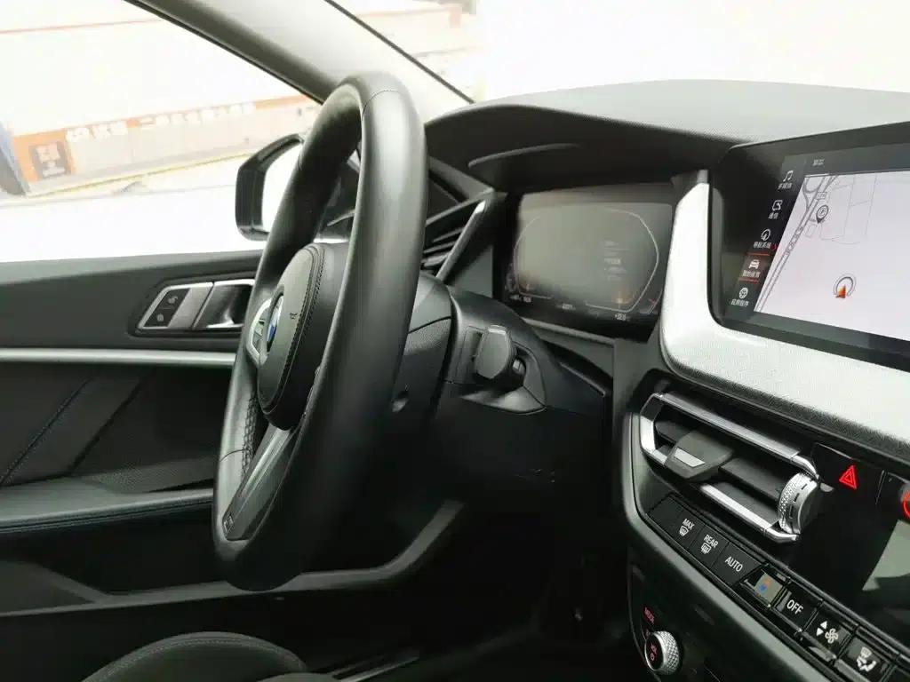 2021 BMW 2 Series Imported 225i Four-Door Coupe M Sport Shadow Edition — миниатюра 22