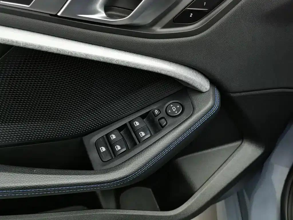 2021 BMW 2 Series Imported 225i Four-Door Coupe M Sport Shadow Edition — миниатюра 9