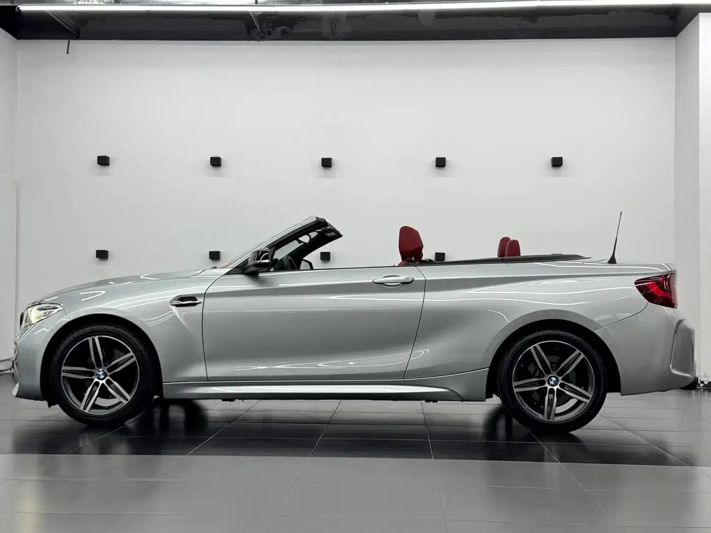 2017 BMW 2 Series Imported 220i Convertible Coupe Leading Model — миниатюра 12