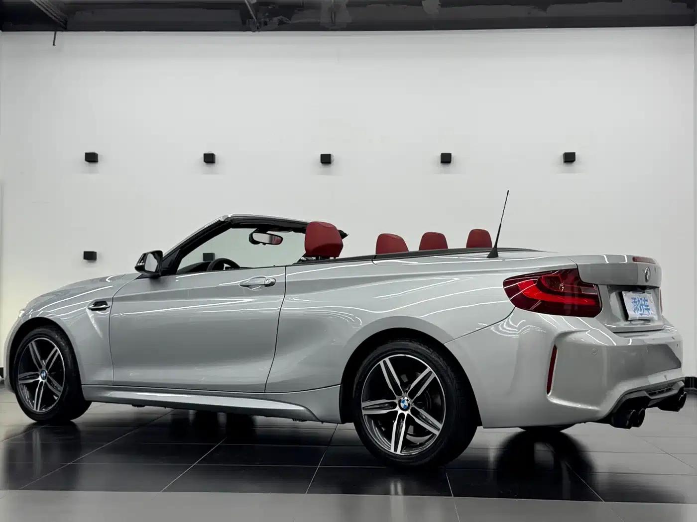 2017 BMW 2 Series Imported 220i Convertible Coupe Leading Model — миниатюра 13