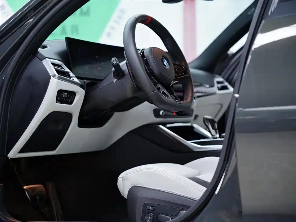 2024 BMW M3 Competition Sedan — миниатюра 23