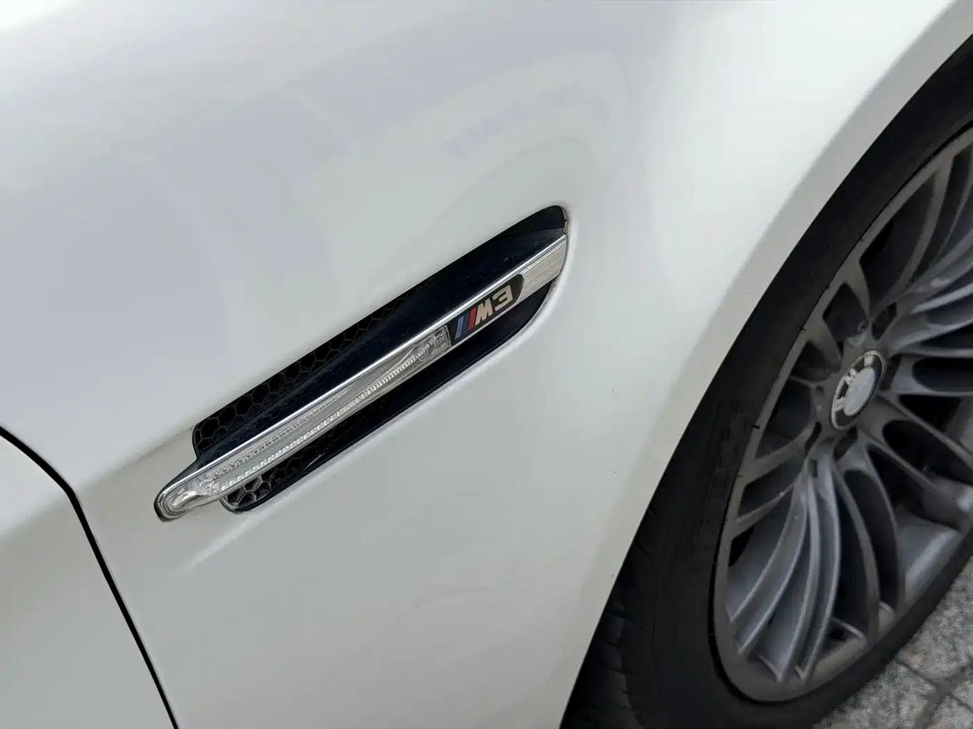 2009 BMW M3 Sedan — миниатюра 7