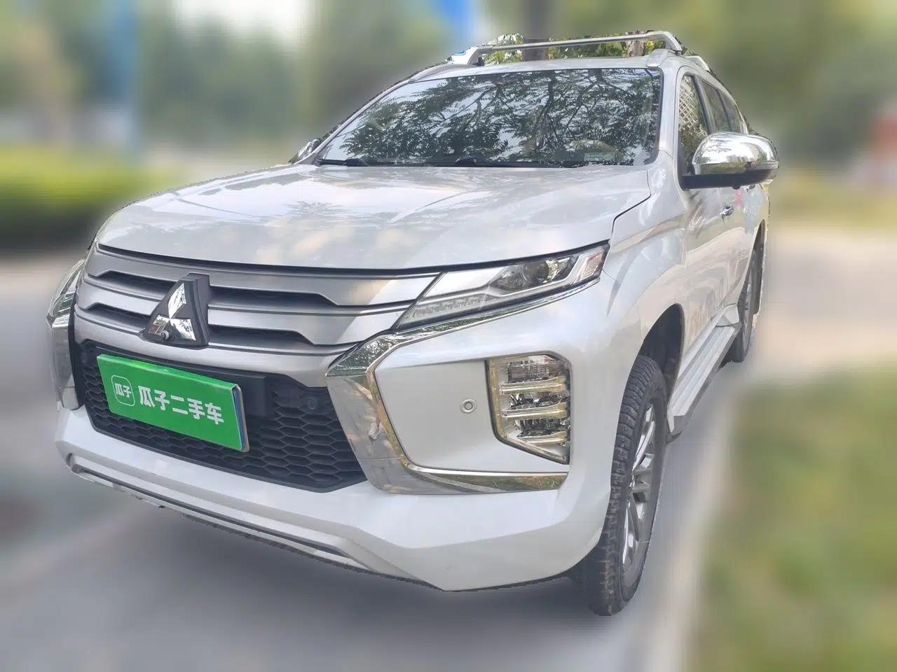 Mitsubishi Pajero Sport 2020 3.0L Luxury Edition — миниатюра 1