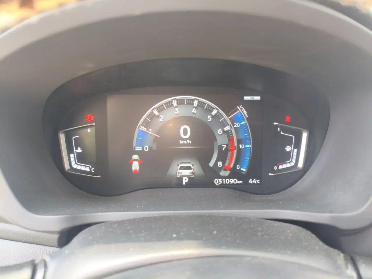 Mitsubishi Pajero Sport 2020 3.0L Luxury Edition — миниатюра 11
