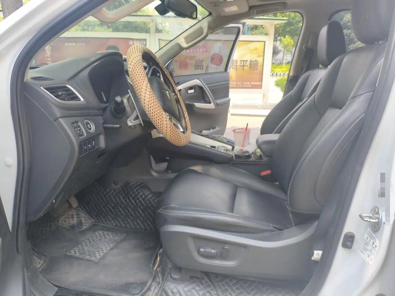 Mitsubishi Pajero Sport 2020 3.0L Luxury Edition — миниатюра 15