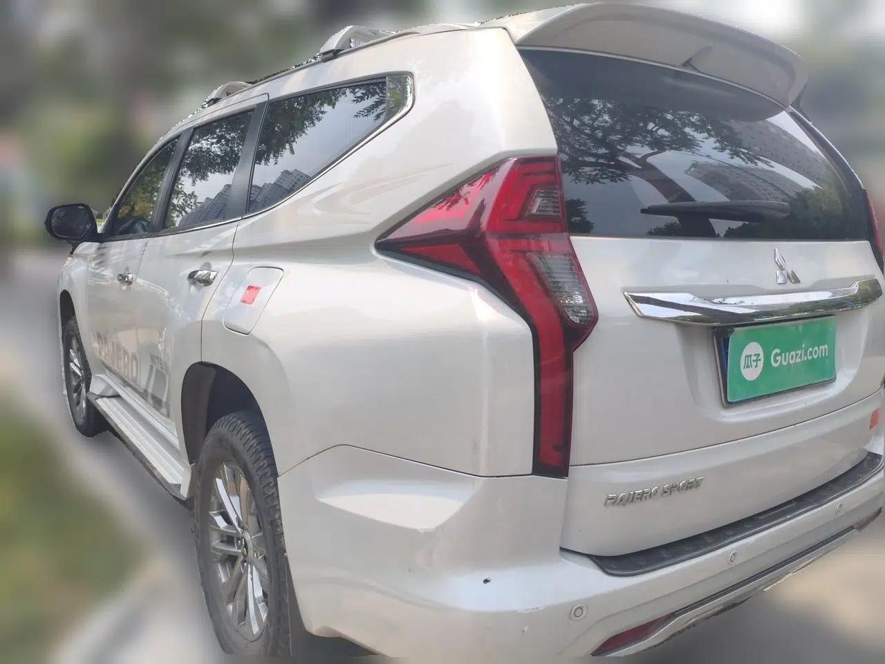 Mitsubishi Pajero Sport 2020 3.0L Luxury Edition — миниатюра 4