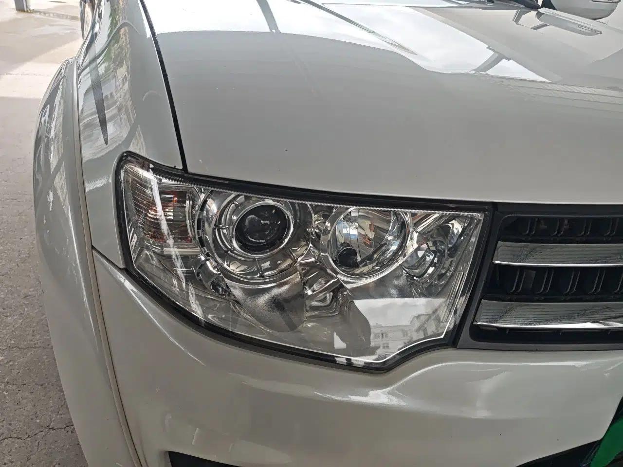 Mitsubishi Pajero Sport 2013 3.0L Automatic Two-Wheel Drive Luxury Edition — миниатюра 7