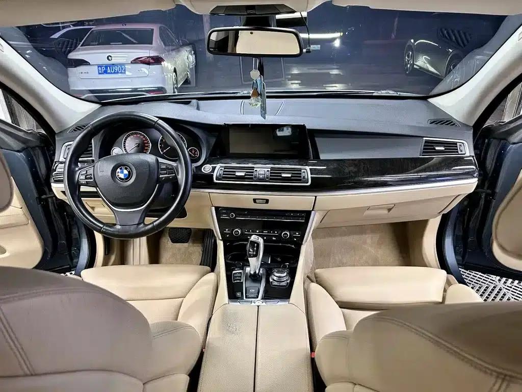 BMW 5 Series GT 2010 535i Luxury — миниатюра 16
