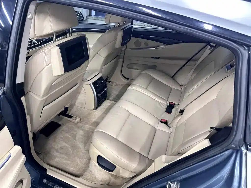 BMW 5 Series GT 2010 535i Luxury — миниатюра 20