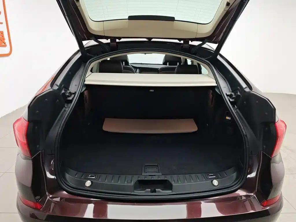 2014 BMW 5 Series GT 528i Luxury — миниатюра 16