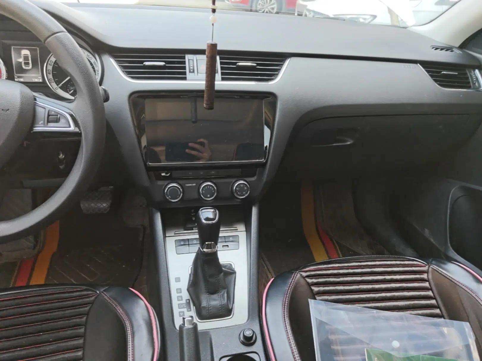 Skoda Octavia 2019 1.5L Automatic SmartDrive Comfort Edition China V Standard — миниатюра 15