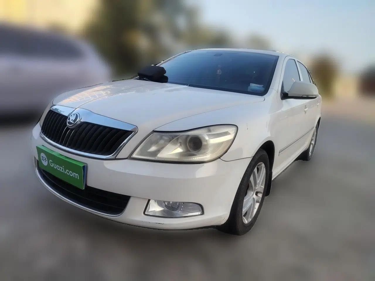 Skoda Octavia 2014 1.4TSI DSG Yijun Edition — миниатюра 1