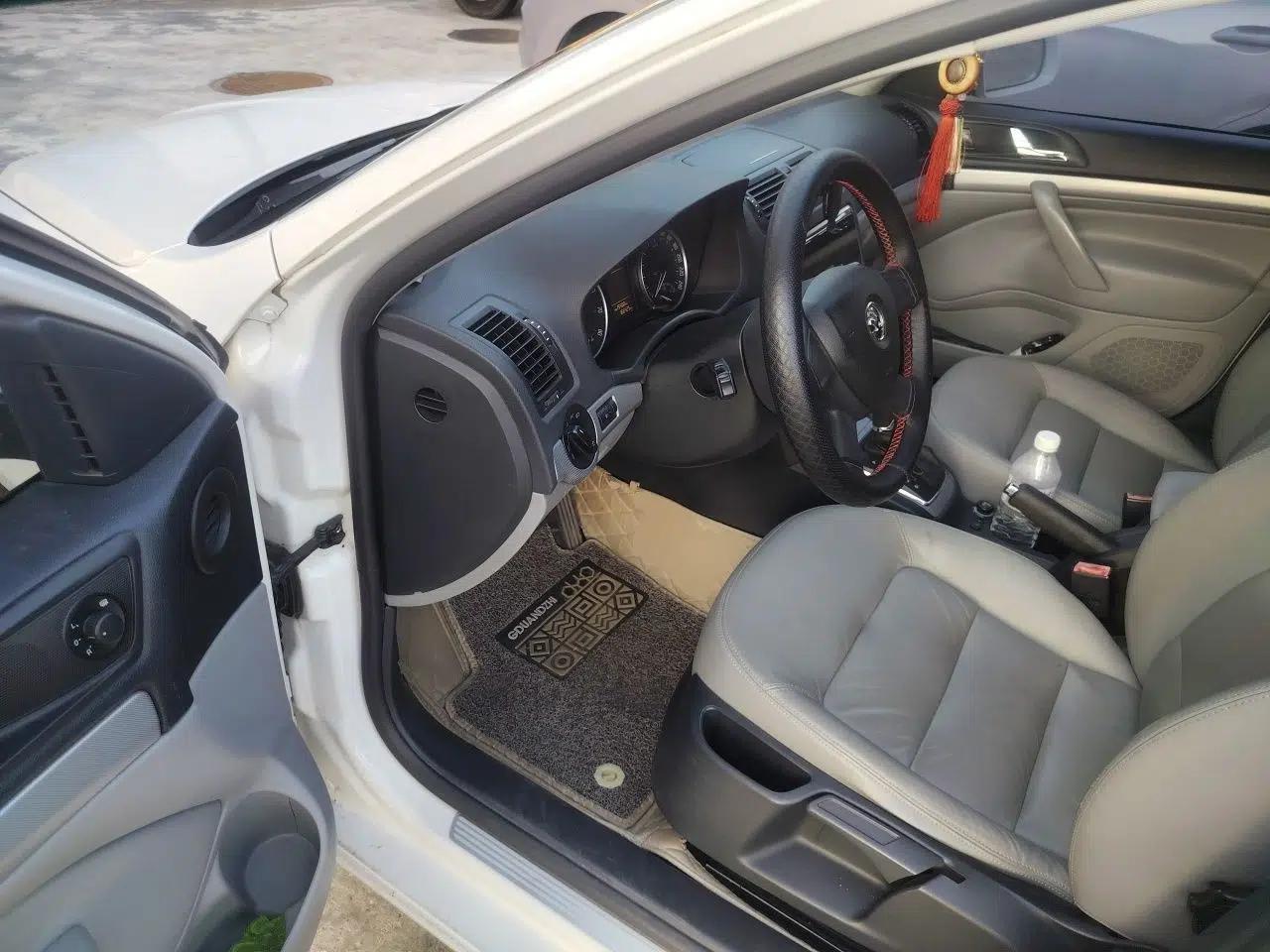 Skoda Octavia 2014 1.4TSI DSG Yijun Edition — миниатюра 16