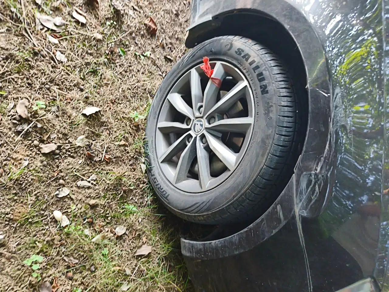 Skoda Octavia 2016 1.6L Automatic Chuanxing Edition — миниатюра 8