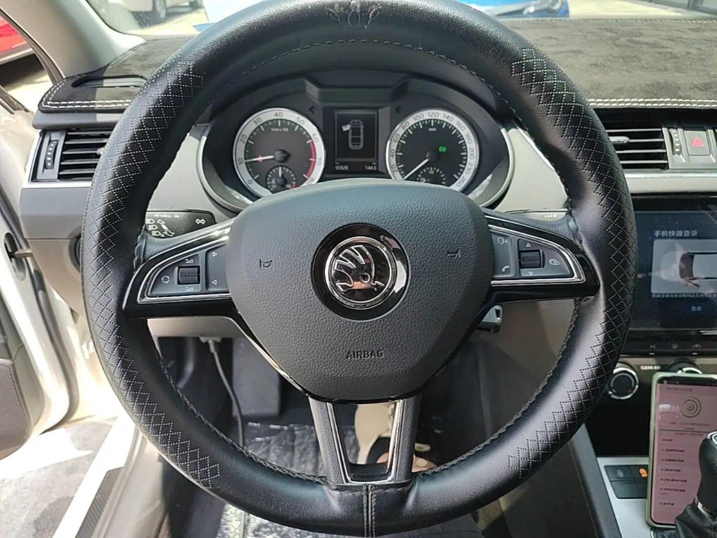 Skoda Octavia 2020 TSI230 DSG SmartDrive Luxury Edition — миниатюра 13