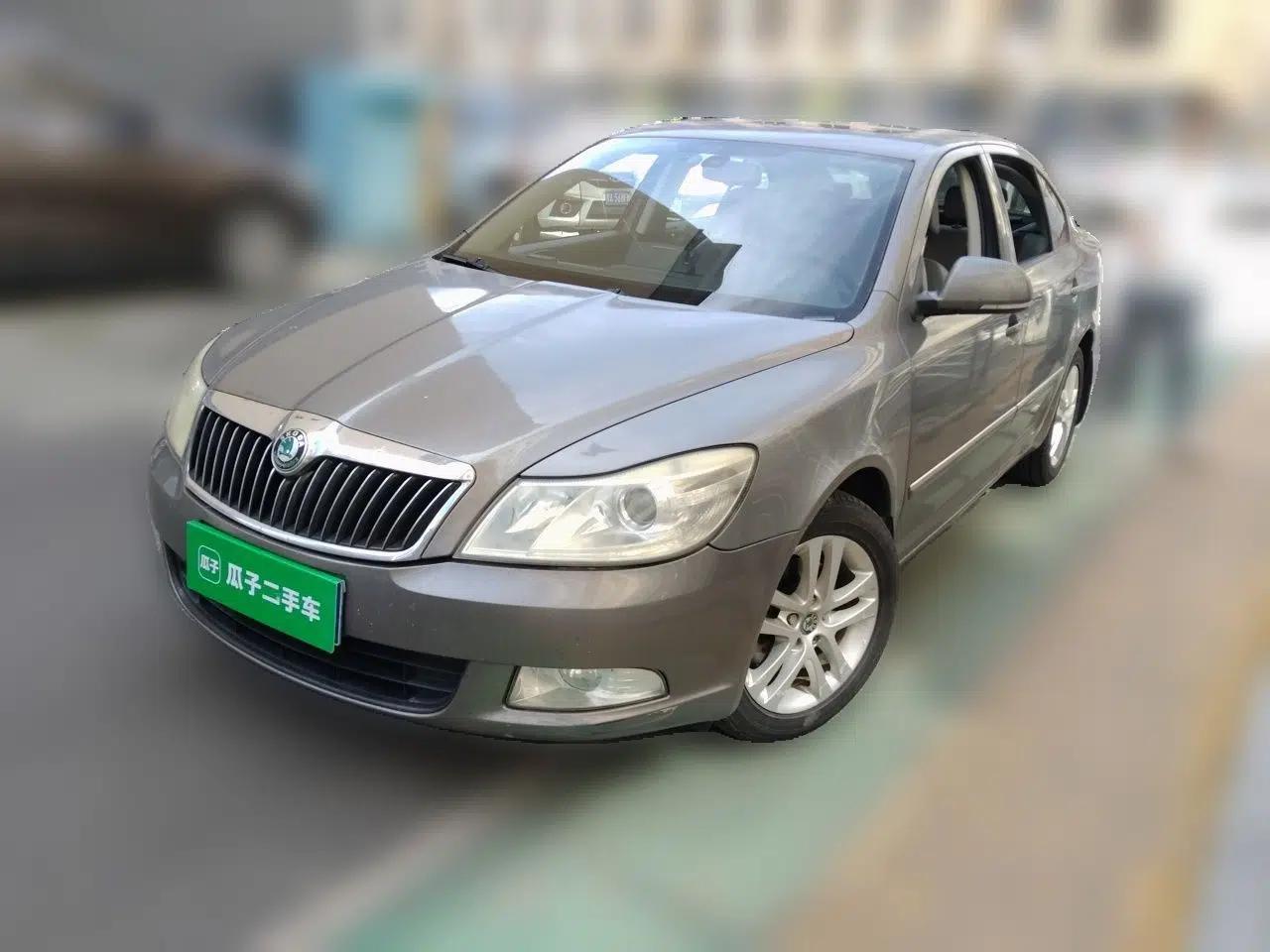 Skoda Octavia 2012 1.4TSI DSG Yijun Edition — миниатюра 1
