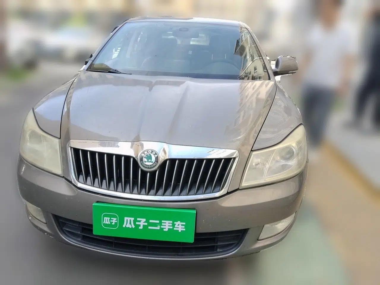 Skoda Octavia 2012 1.4TSI DSG Yijun Edition — миниатюра 2