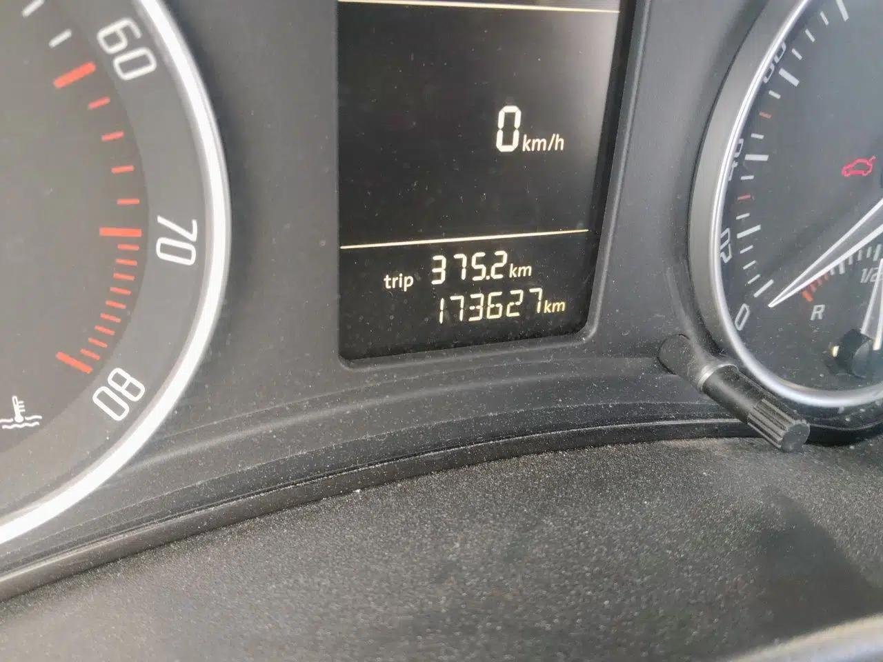 Skoda Octavia 2012 1.4TSI DSG Yijun Edition — миниатюра 12