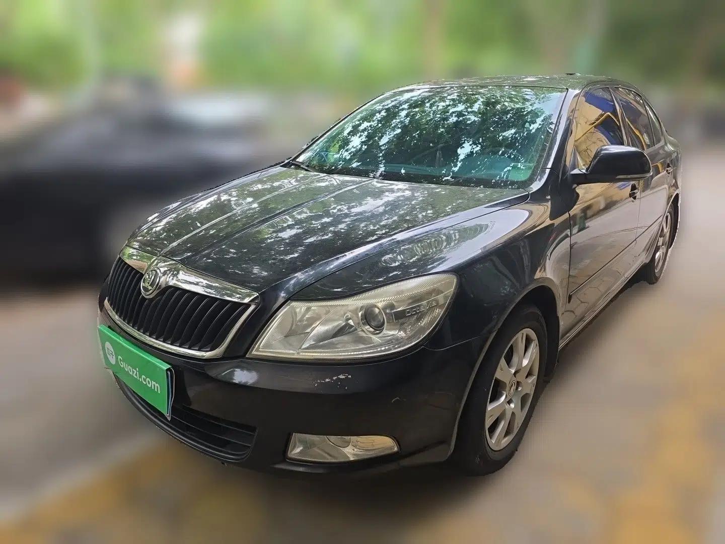 Skoda Octavia 2014 1.6L Manual Yijie Edition — миниатюра 1