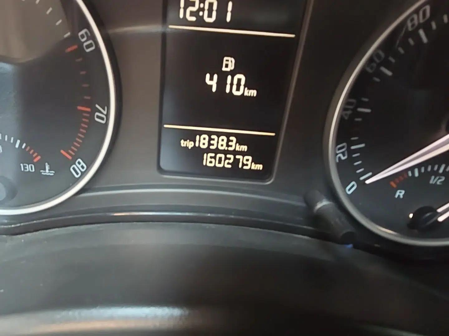 Skoda Octavia 2014 1.6L Manual Yijie Edition — миниатюра 12