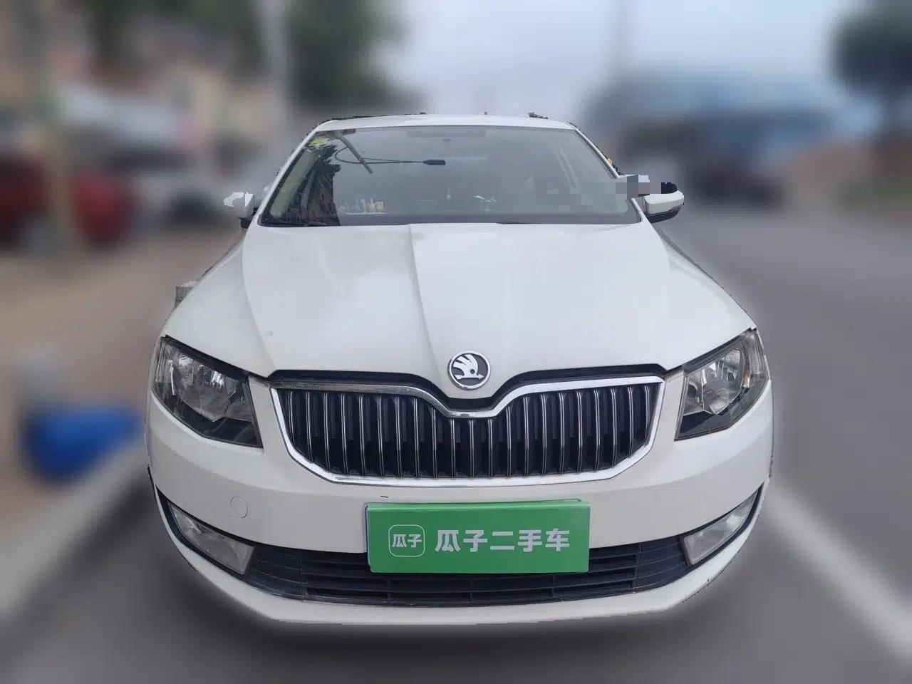Skoda Octavia 2015 1.6L Automatic Eado Edition — миниатюра 2