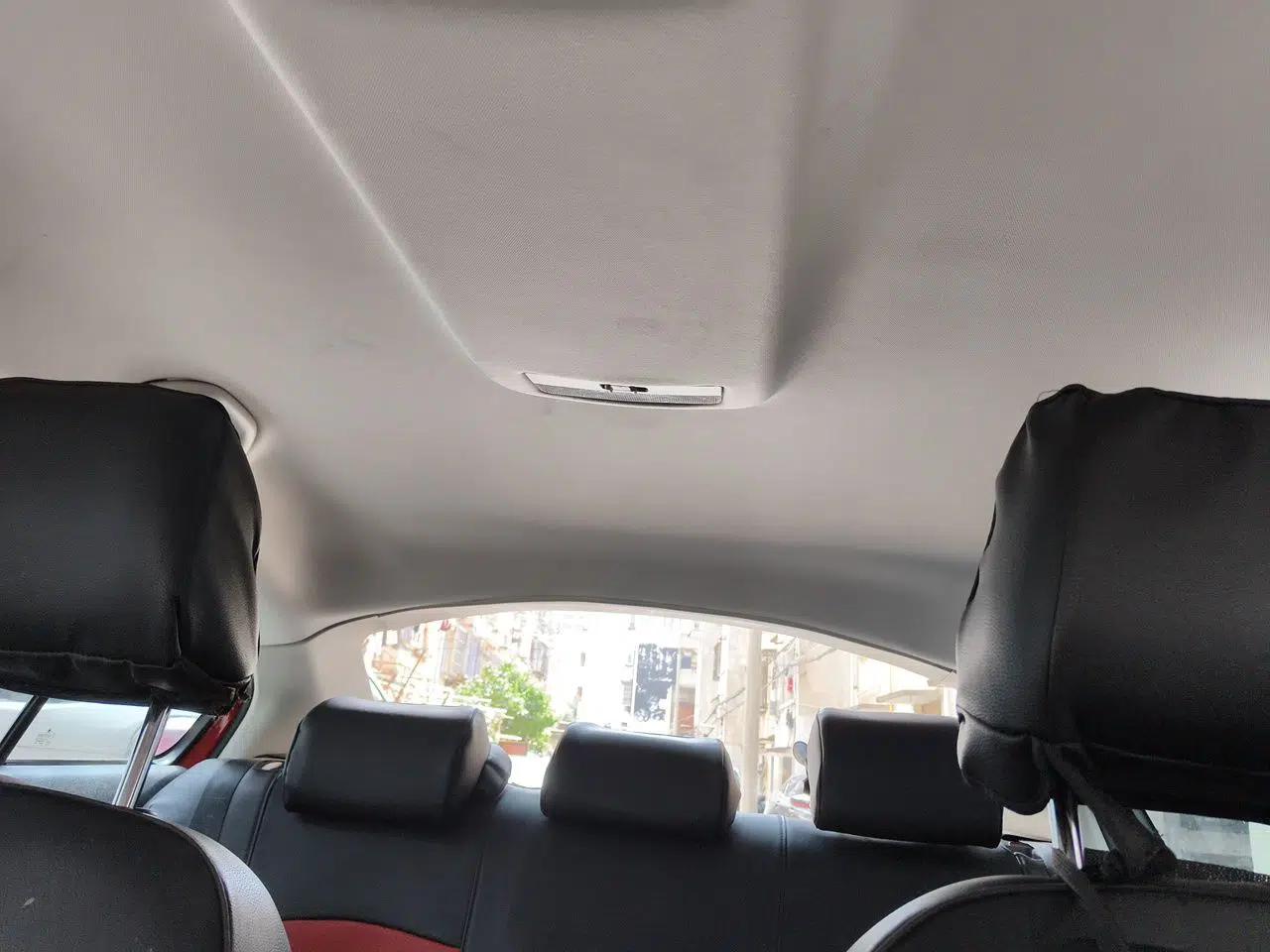 Skoda Octavia 2013 1.6L Automatic Elegance Edition — миниатюра 18