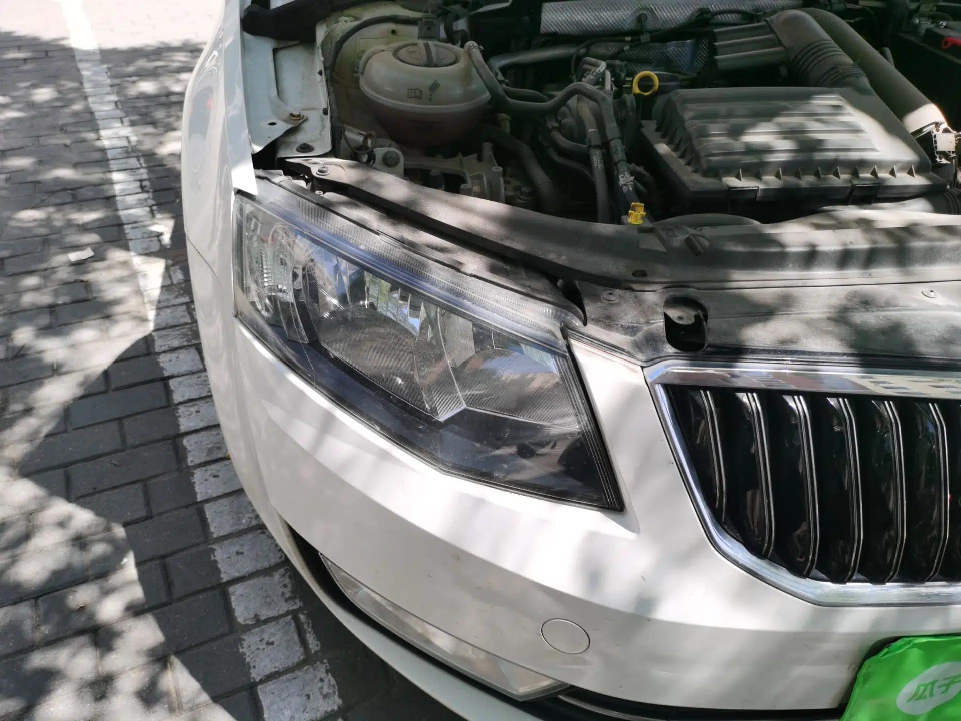 Skoda Octavia 2015 1.4TSI DSG Yijun Edition — миниатюра 7