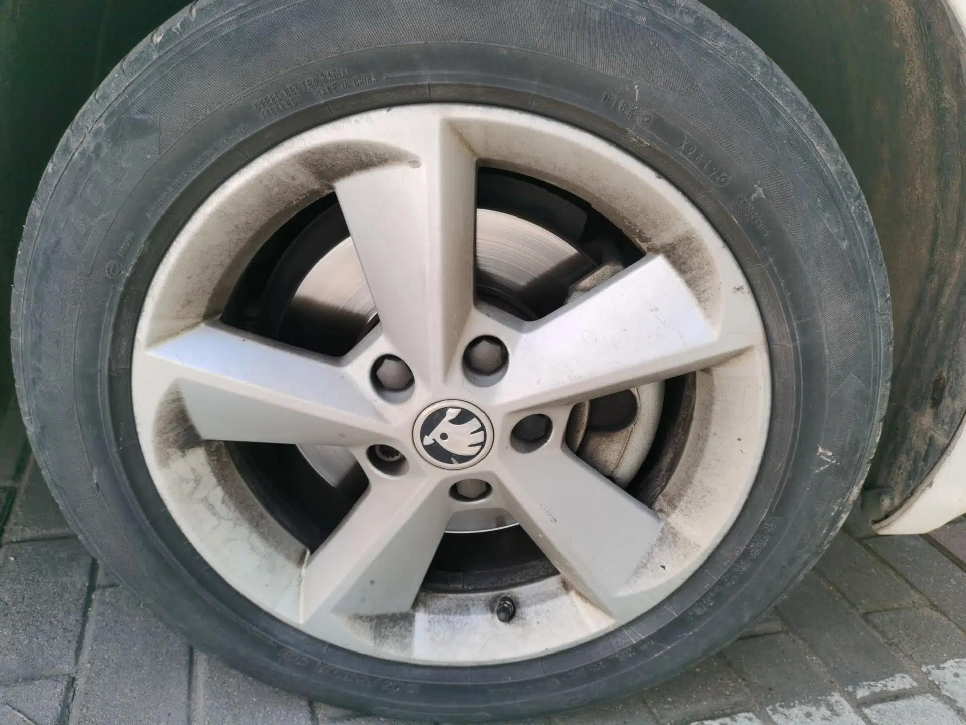 Skoda Octavia 2015 1.4TSI DSG Yijun Edition — миниатюра 8