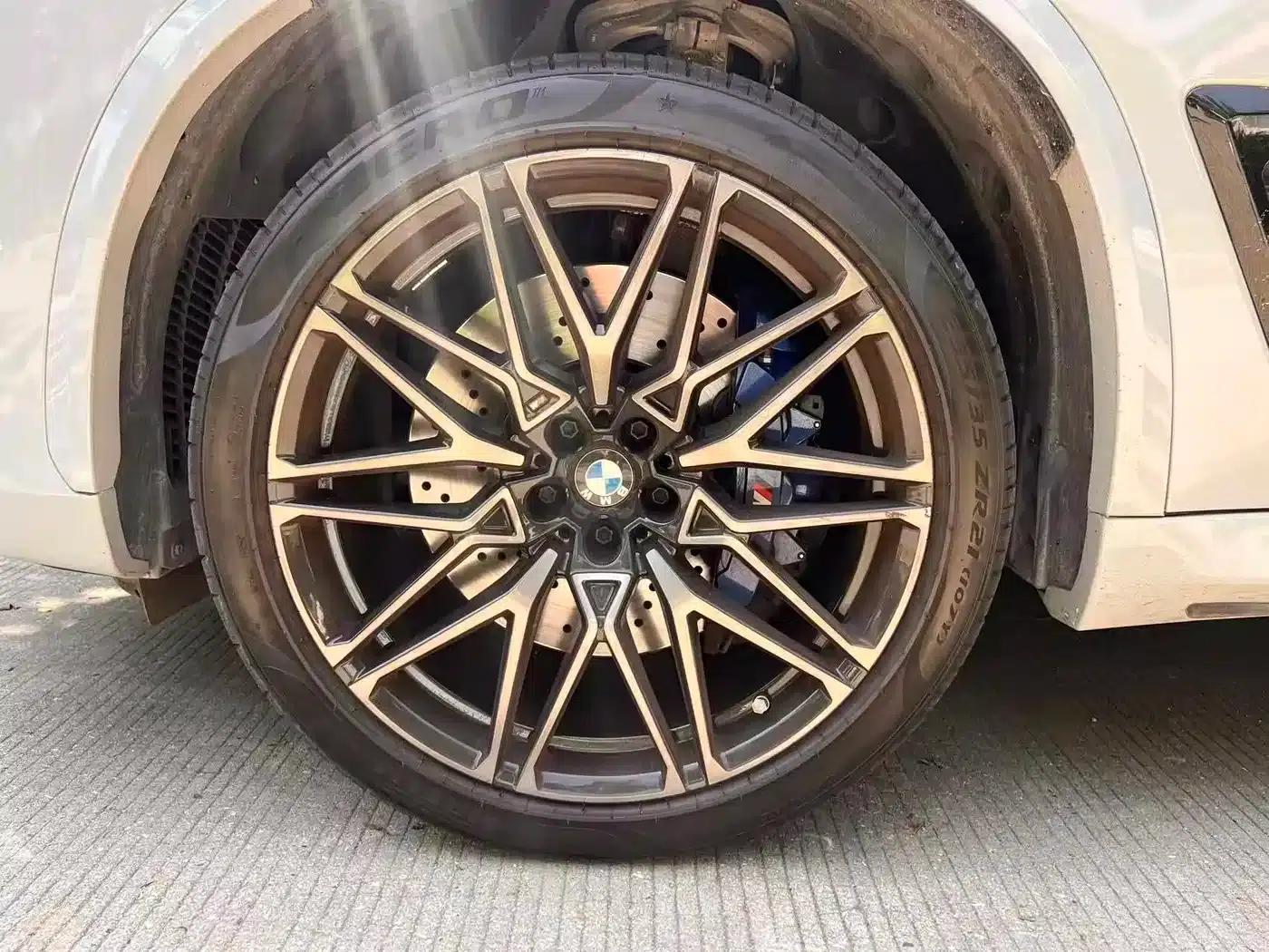 2023 BMW X5 M Competition — миниатюра 5