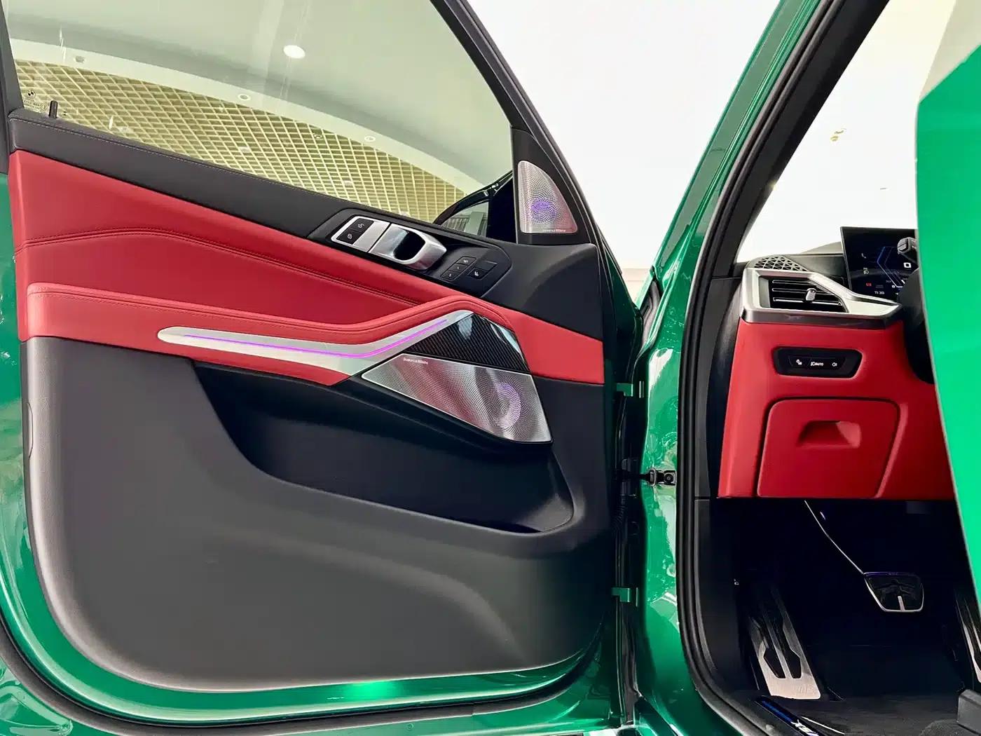 2023 BMW X5 M Competition — миниатюра 24