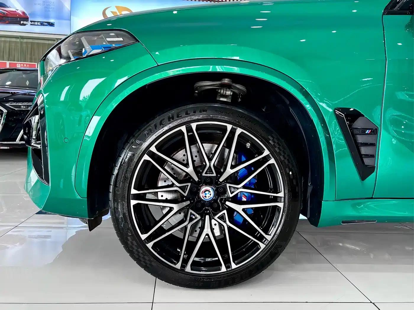 2023 BMW X5 M Competition — миниатюра 30