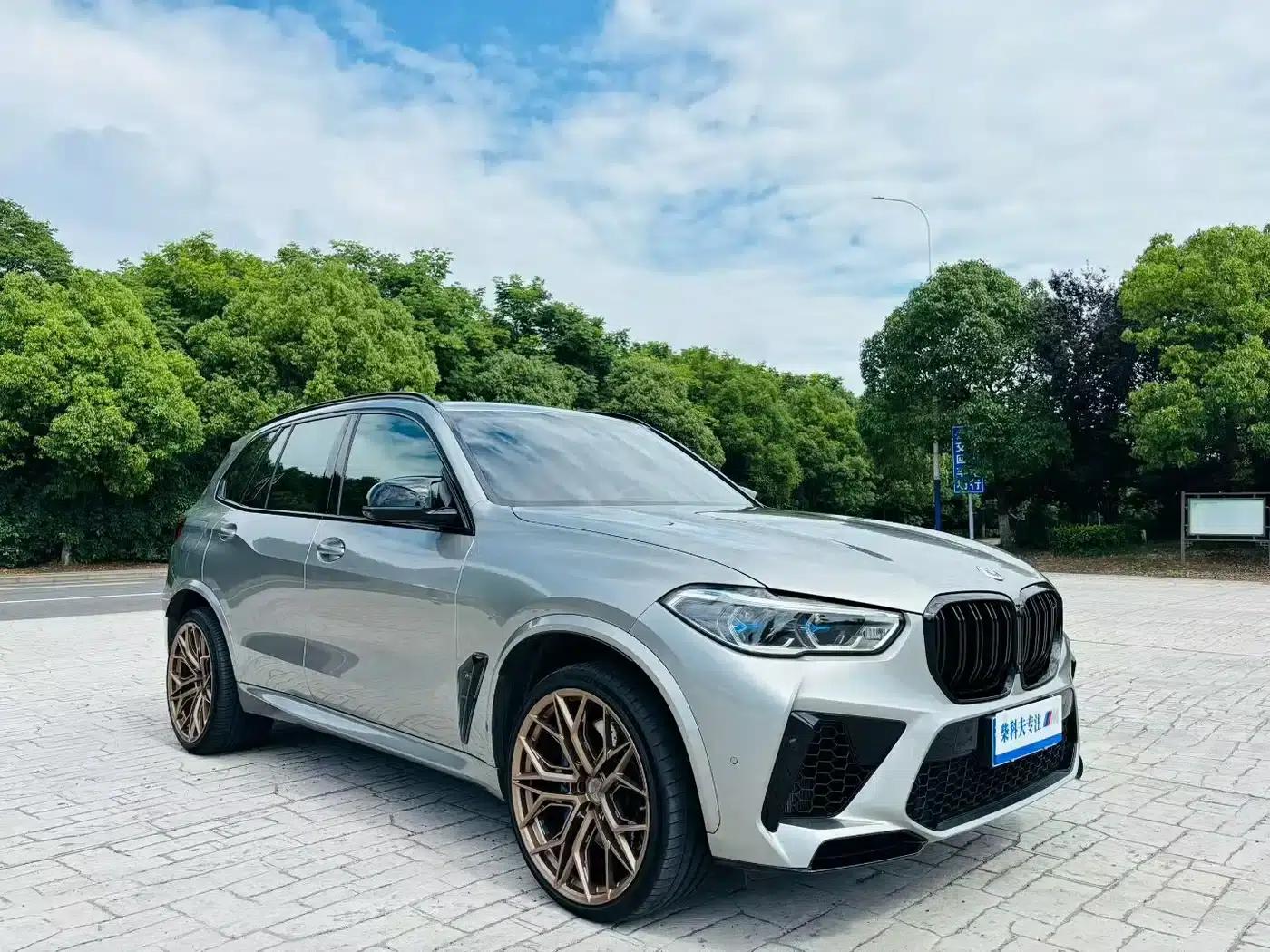 2022 BMW X5 M — миниатюра 3