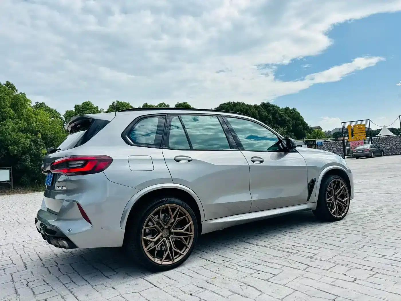 2022 BMW X5 M — миниатюра 4