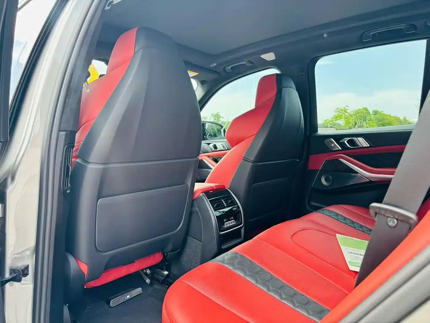 2022 BMW X5 M — миниатюра 8
