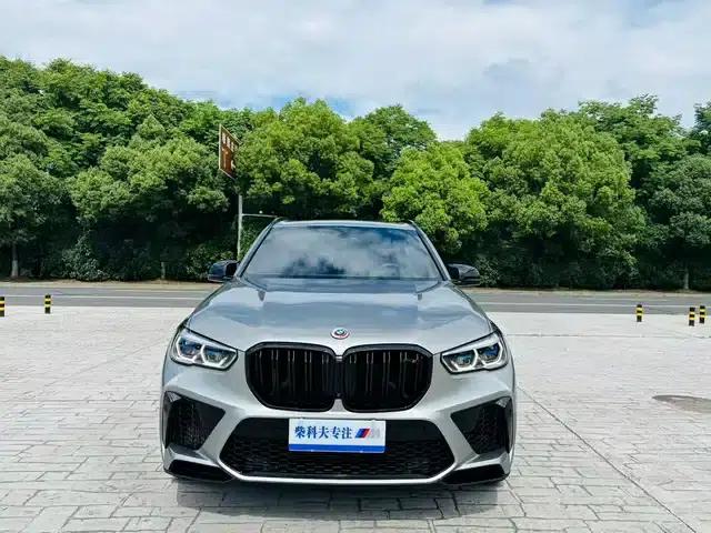 2022 BMW X5 M