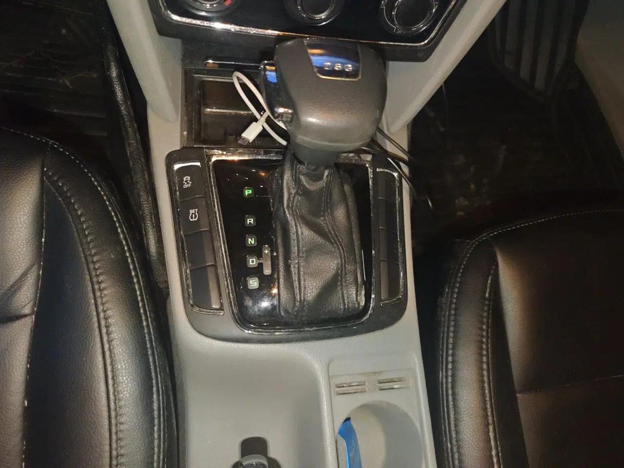 Skoda Superb 2012 1.4TSI DSG Zhiya Edition — миниатюра 14