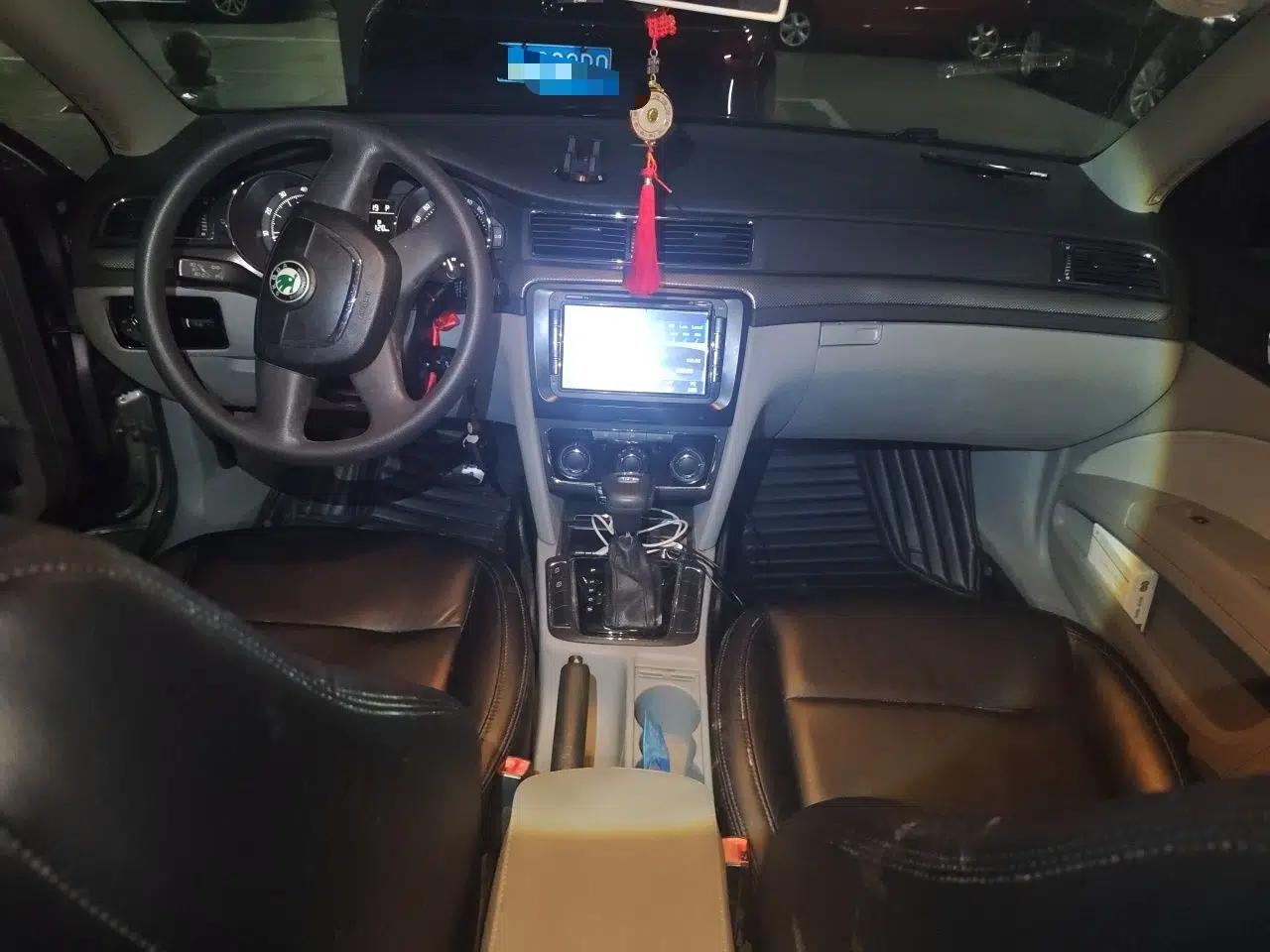 Skoda Superb 2012 1.4TSI DSG Zhiya Edition — миниатюра 9