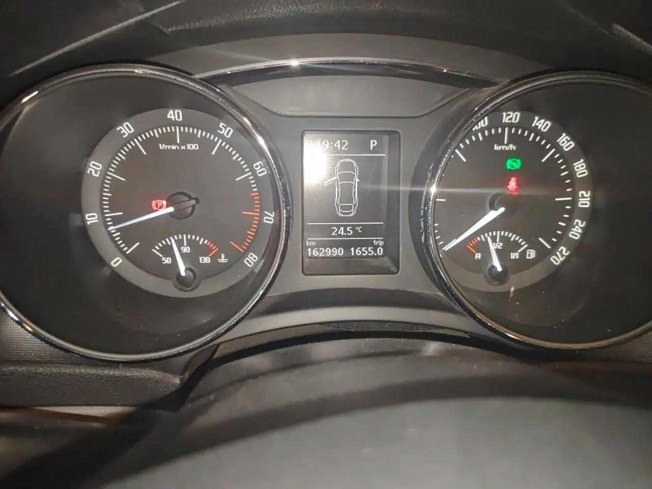 Skoda Superb 2013 1.4 TSI DSG Prestige Edition — миниатюра 12