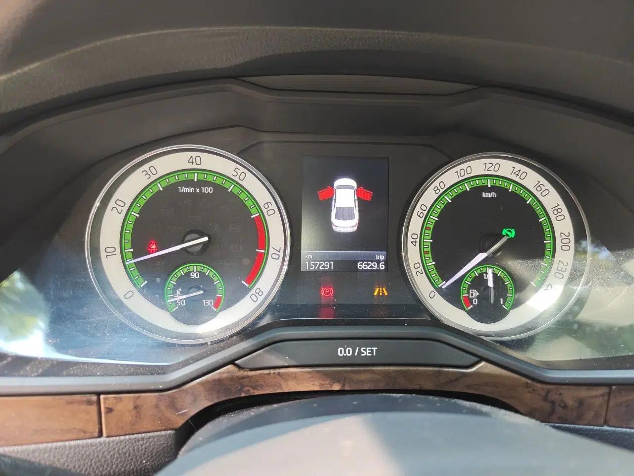 Skoda Superb 2016 TSI380 DSG Flagship Edition — миниатюра 11