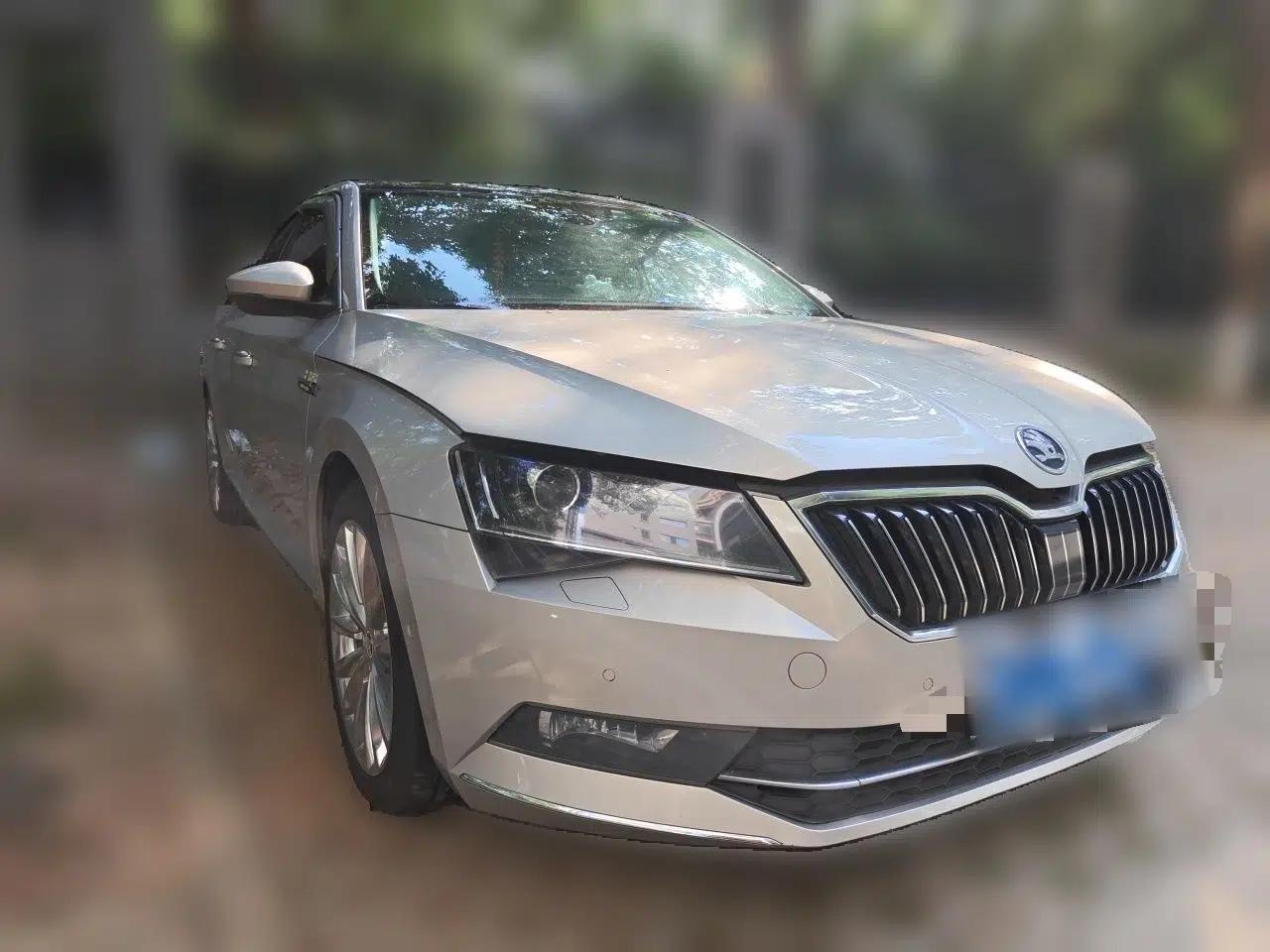 Skoda Superb 2016 TSI380 DSG Flagship Edition — миниатюра 3