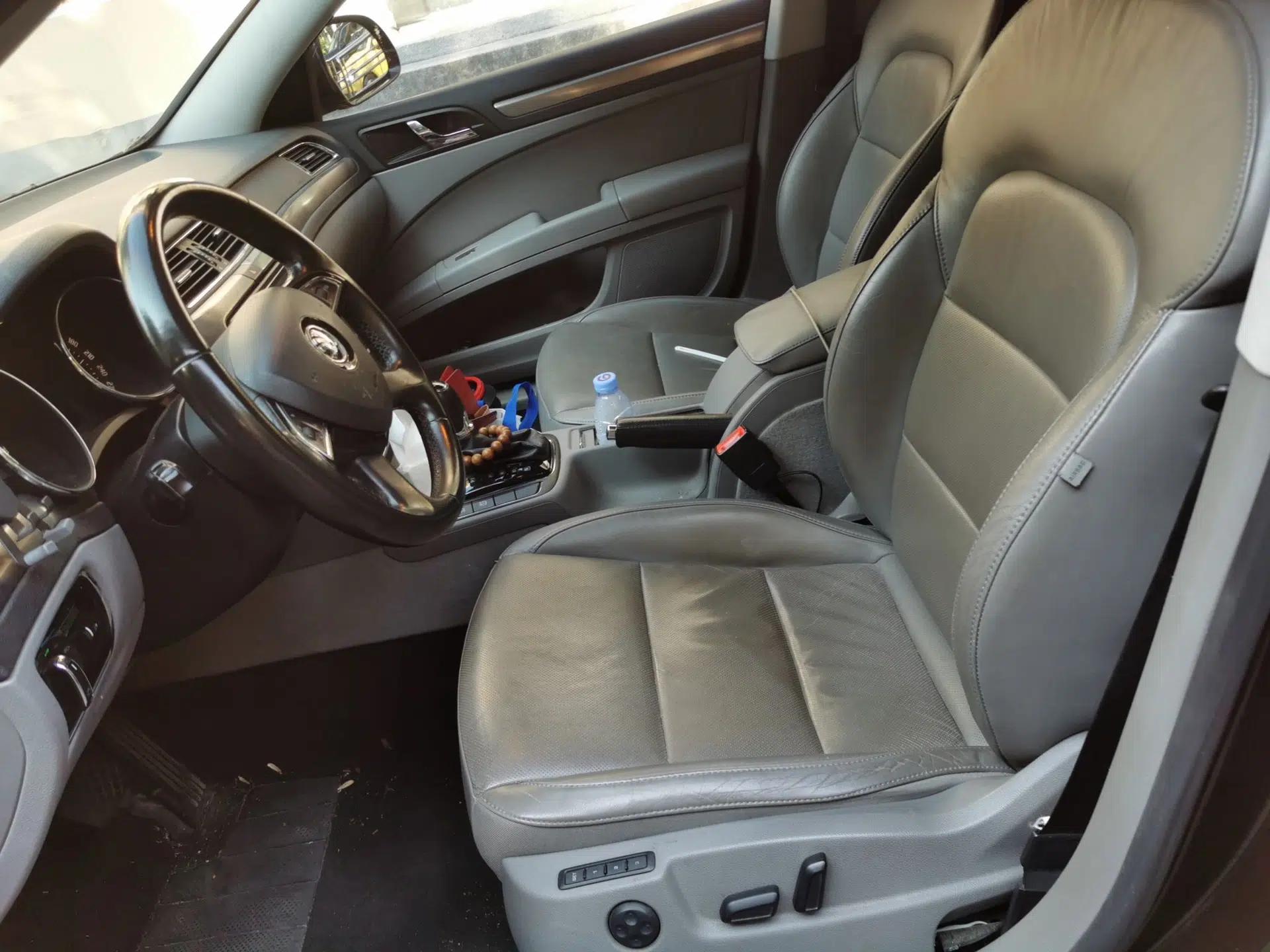 Skoda Superb 2013 1.8TSI Automatic Yashi Edition — миниатюра 15