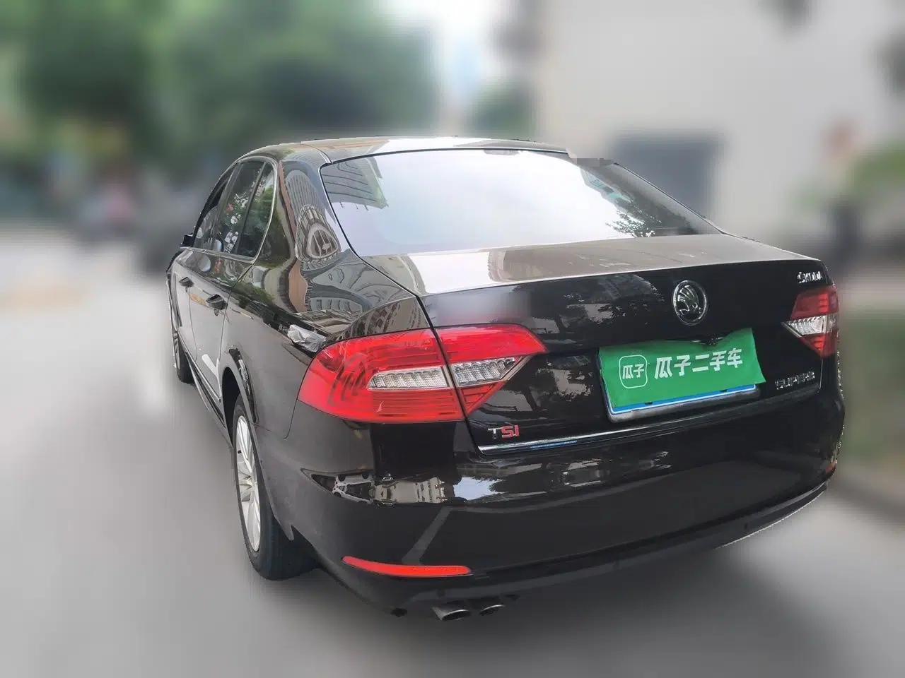 Skoda Superb 2013 1.8TSI Automatic Yashi Edition — миниатюра 4