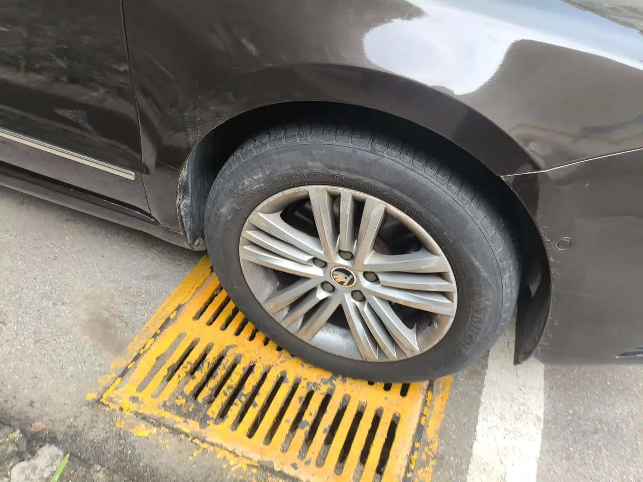 Skoda Superb 2013 1.8TSI Automatic Yashi Edition — миниатюра 8