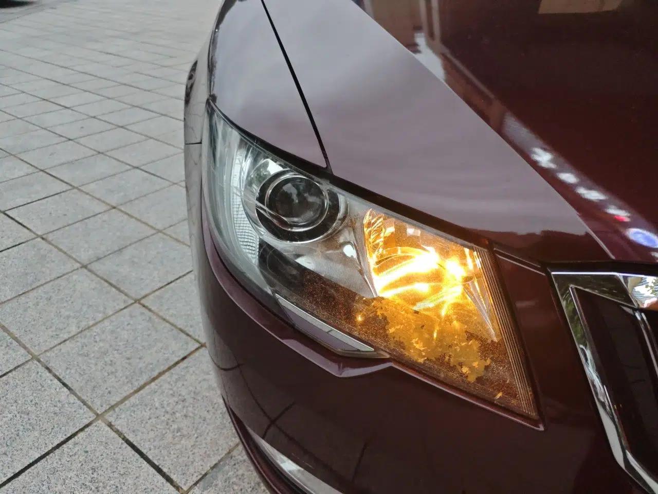 Skoda Superb 2013 1.8TSI Automatic MingShi Edition — миниатюра 7