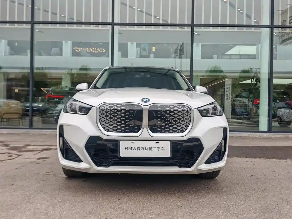 BMW iX1 2023 eDrive25L M Sport Package — миниатюра 2