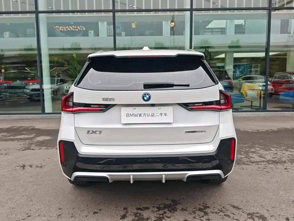 BMW iX1 2023 eDrive25L M Sport Package — миниатюра 15