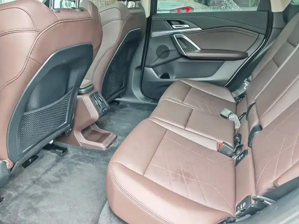 BMW iX1 2023 eDrive25L M Sport Package — миниатюра 7