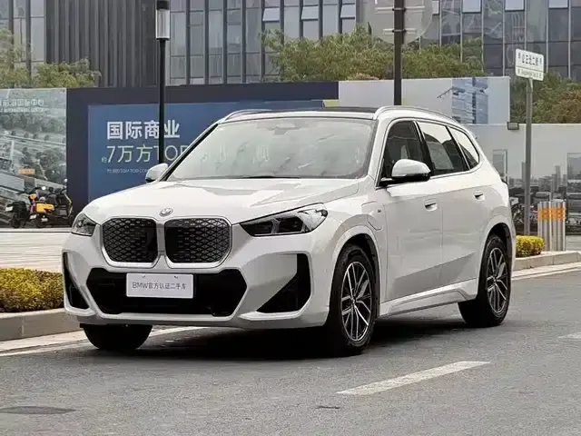 BMW iX1 2023 eDrive25L M Sport Package