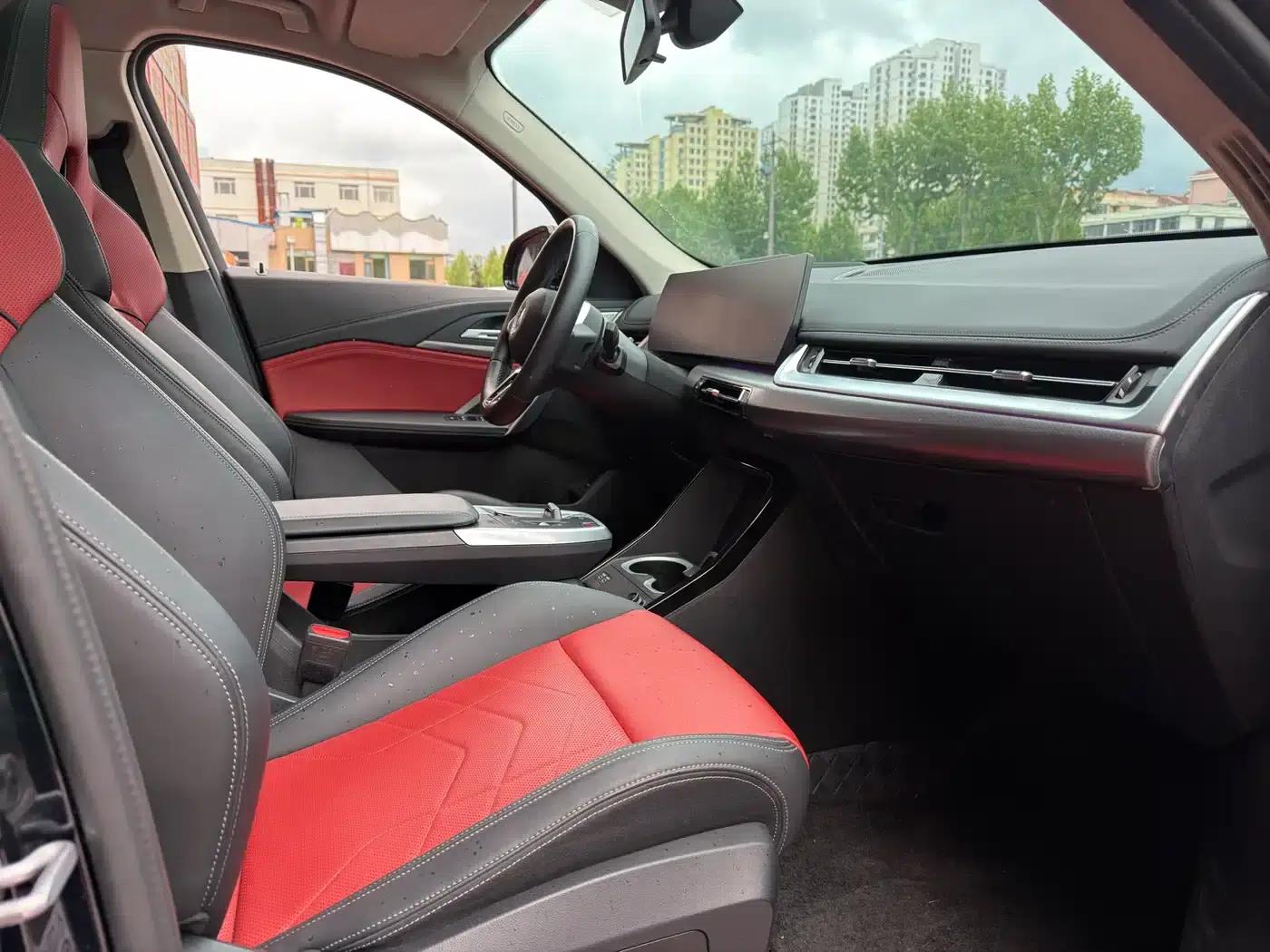 2023 BMW iX1 xDrive30L M Sport Package — миниатюра 14