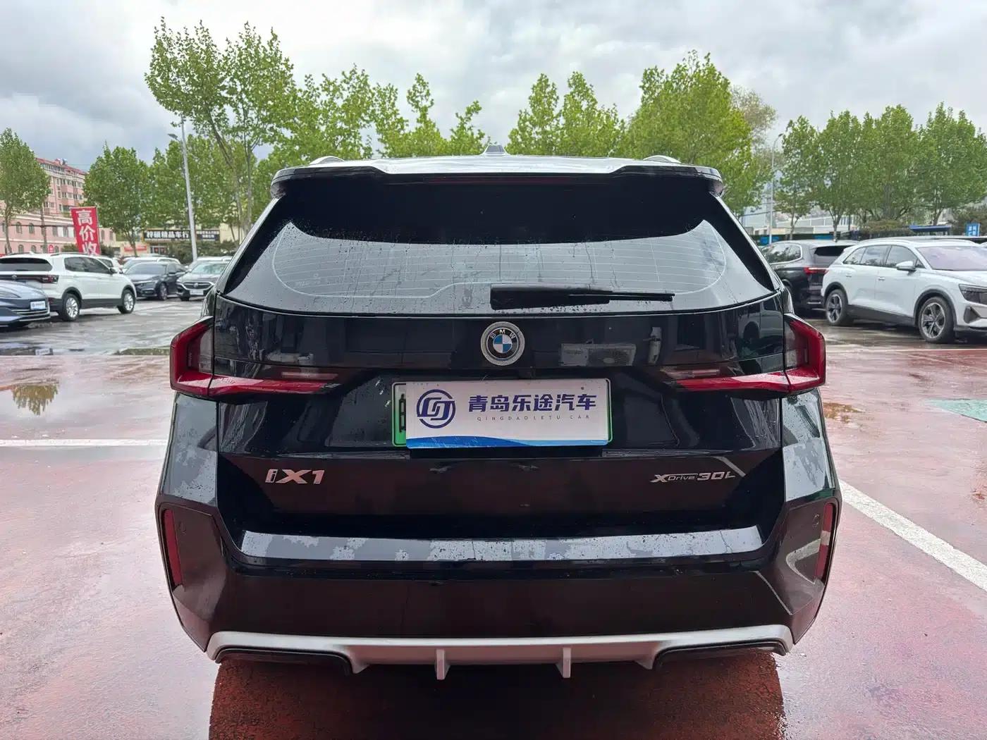 2023 BMW iX1 xDrive30L M Sport Package — миниатюра 5